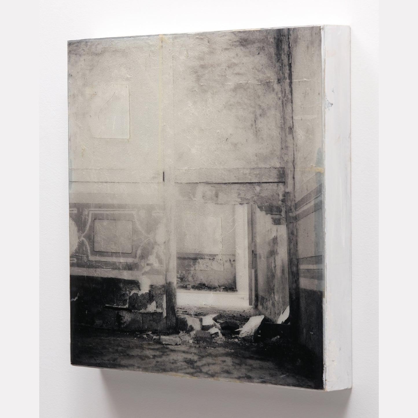 14X14 | Faded Grandeur