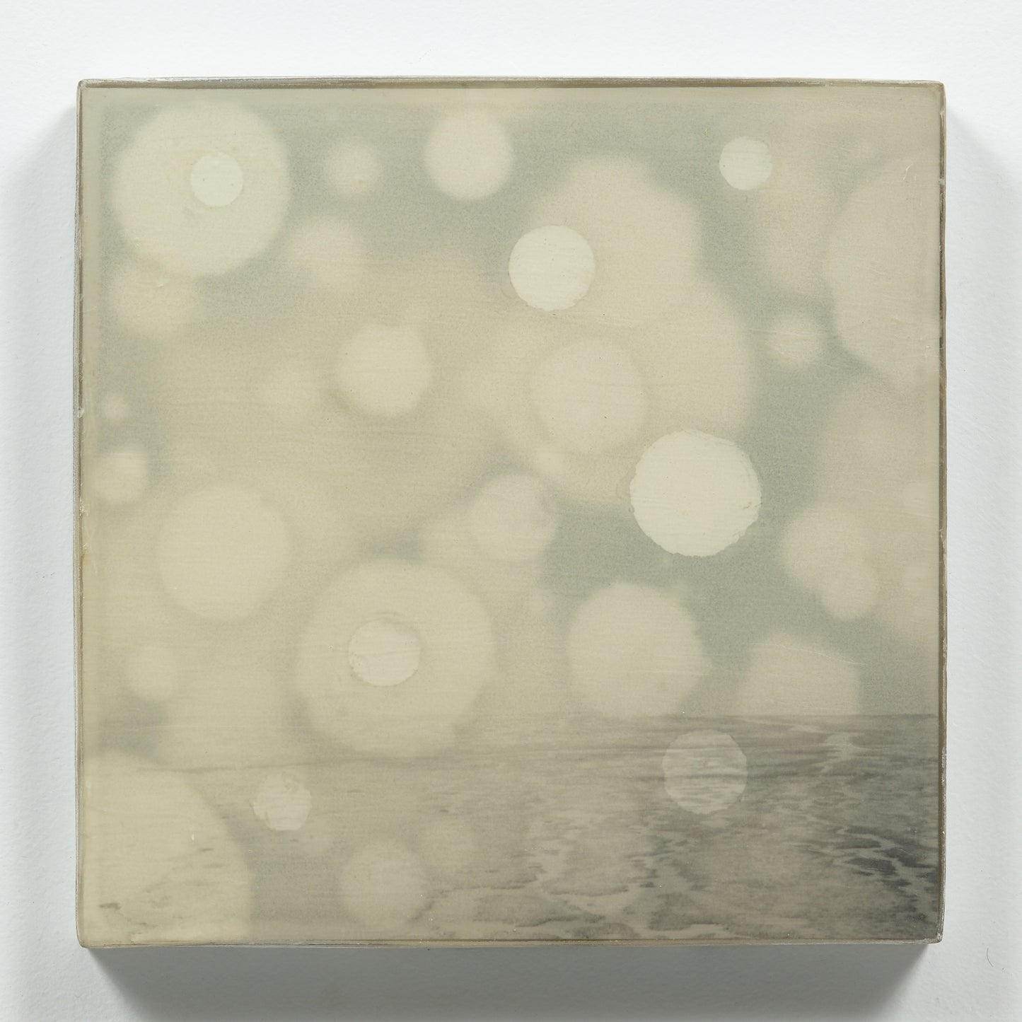 10X10 | Silver Ice