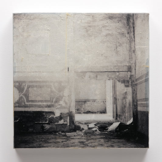 14X14 | Faded Grandeur